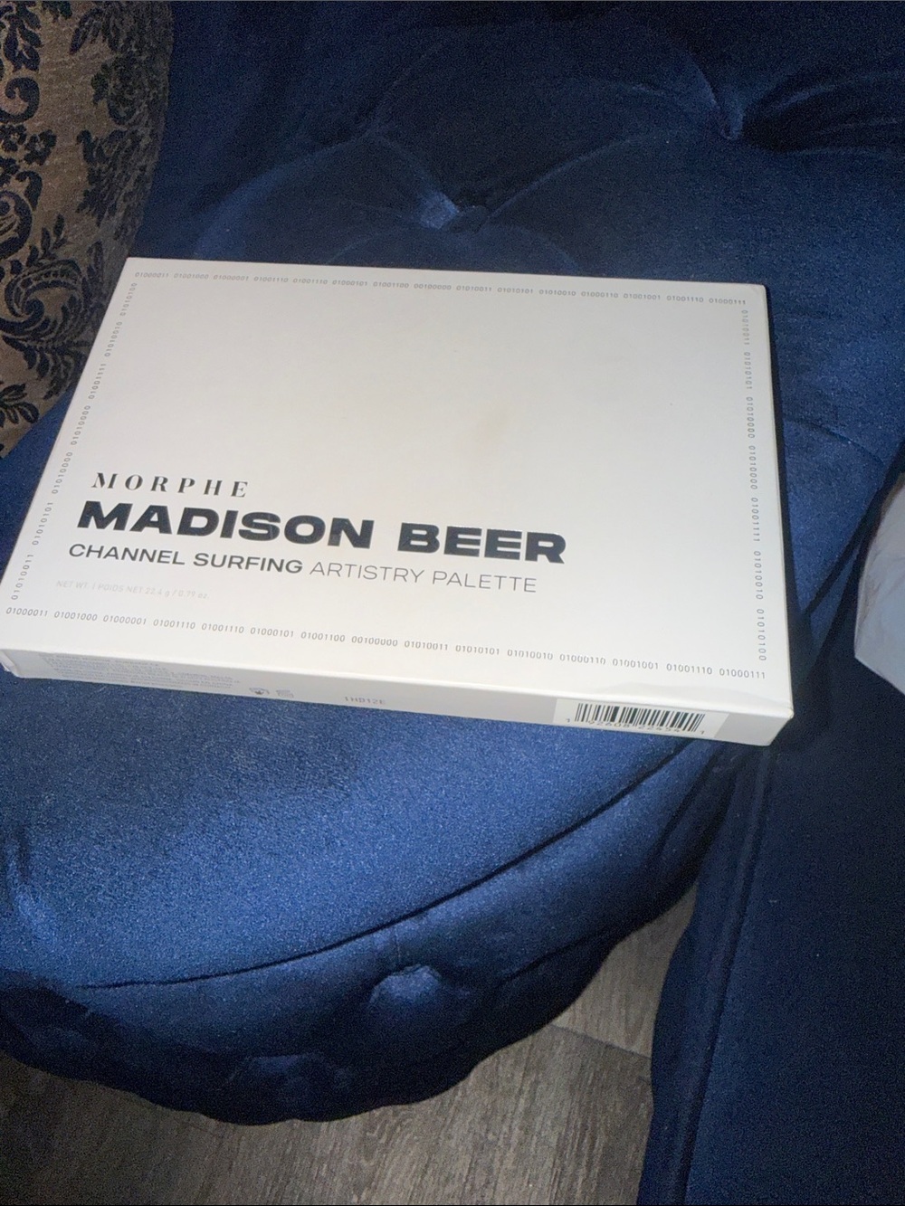 Morphe Madison Beer Channel Surfing Artistry Palette - White Packaging